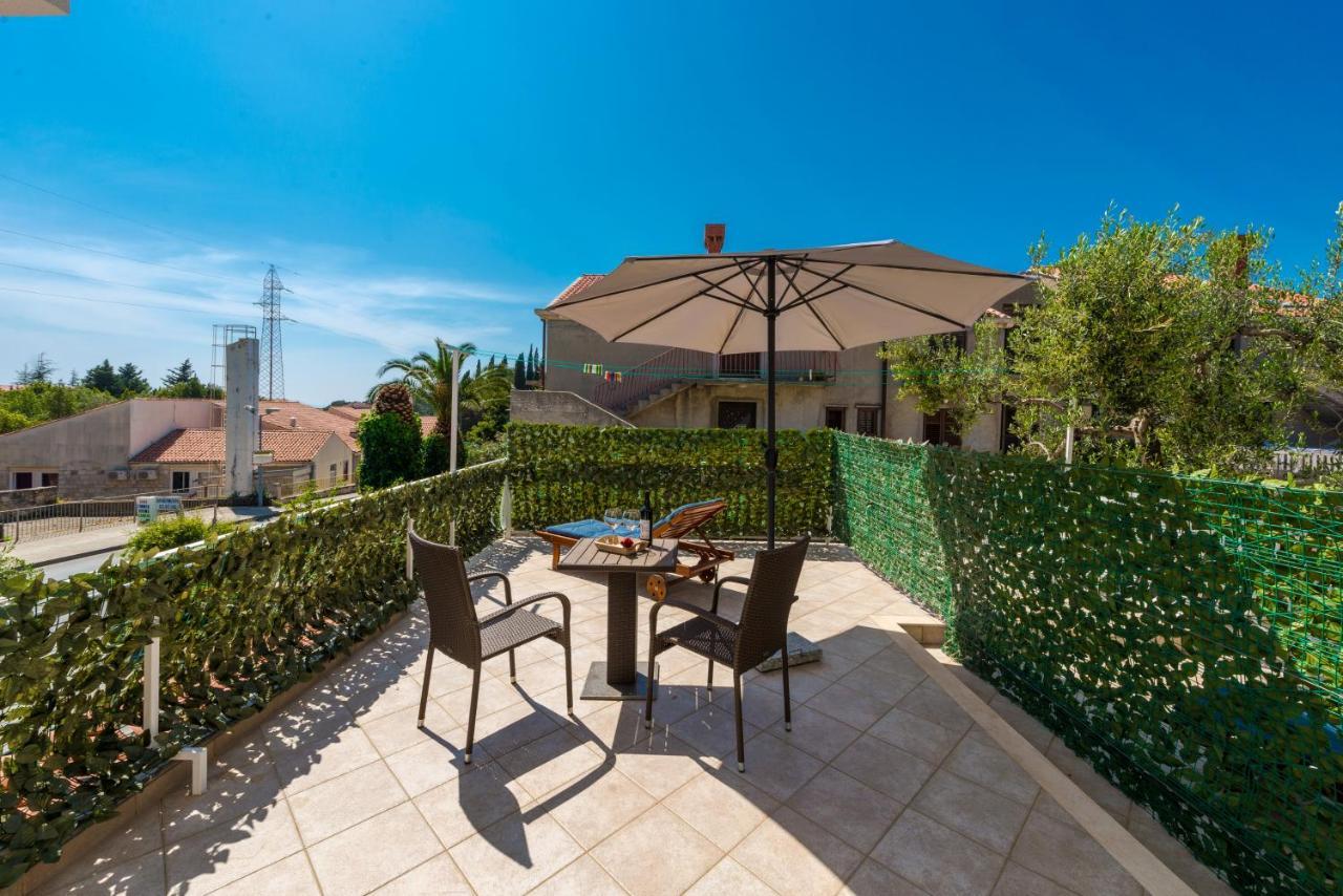 Adria Guesthouset 3*